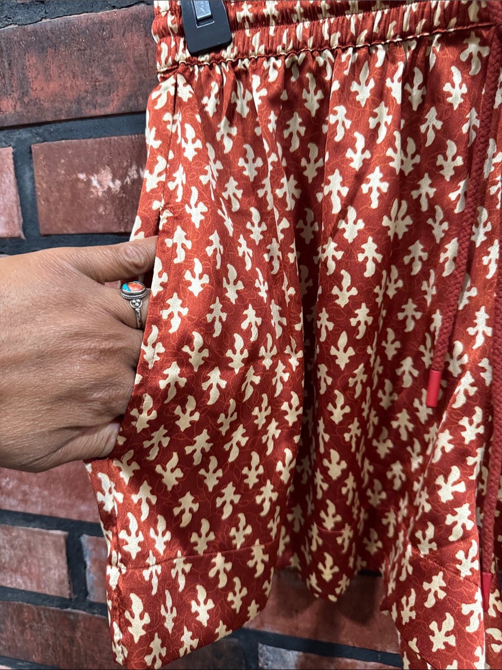 Elan Patterned Drawstring Shorts - Picture 5 of 7